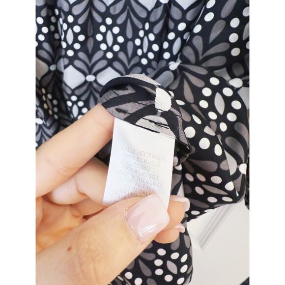 Milly Silk Keyhole Blouse Abstract Black White Size 6 - Picture 6 of 7